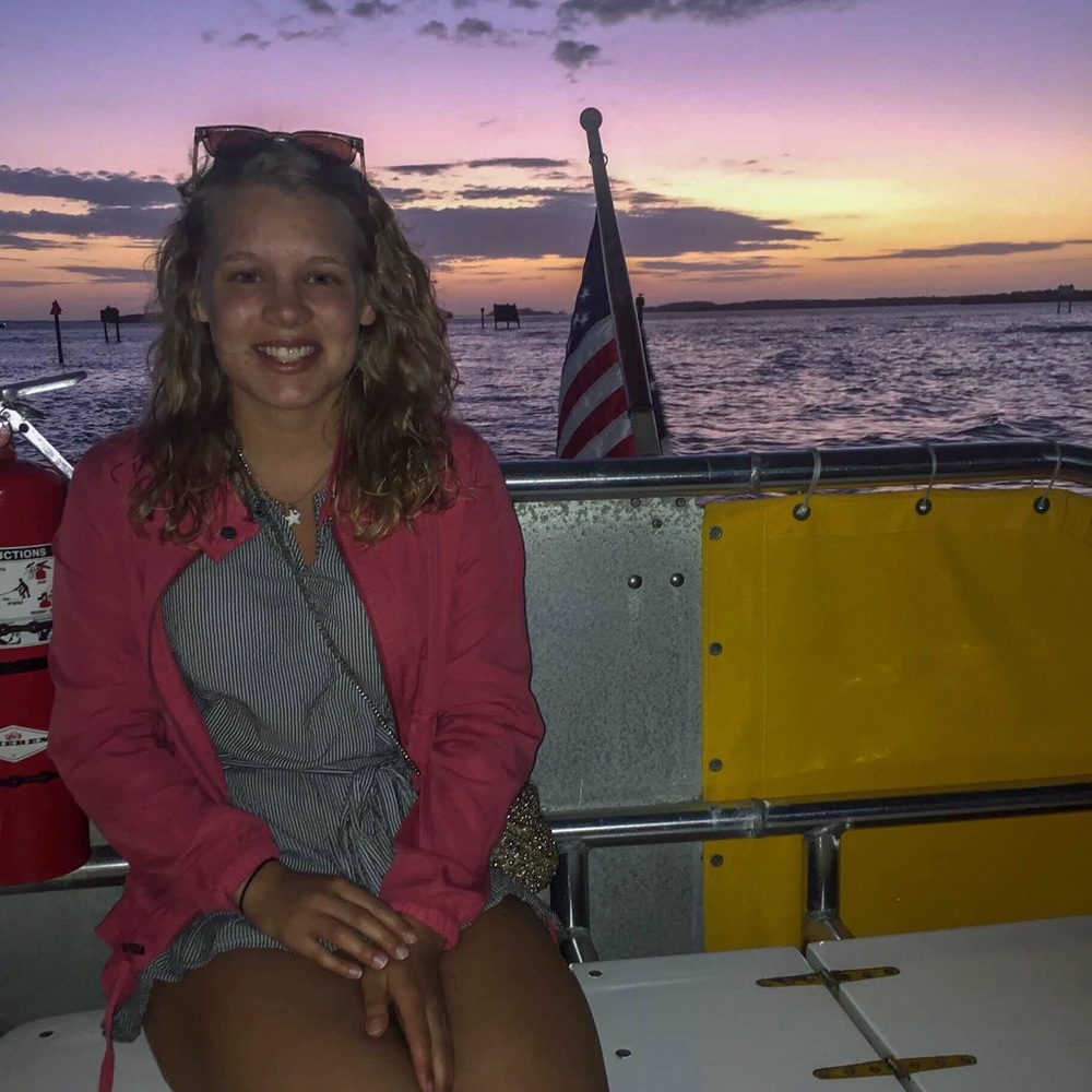 Meet your Posher, Natalie